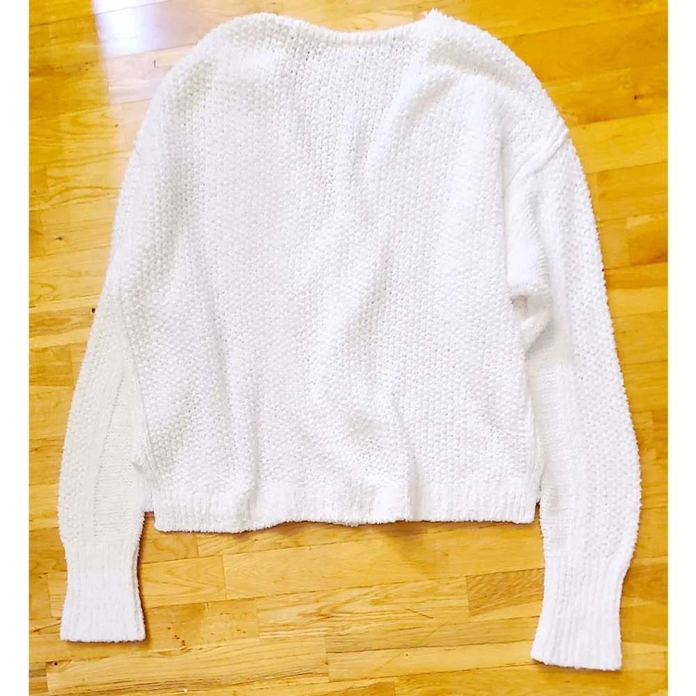 Free People Coco V-Neck Twist Front Sweater Size Medium White Cabincore